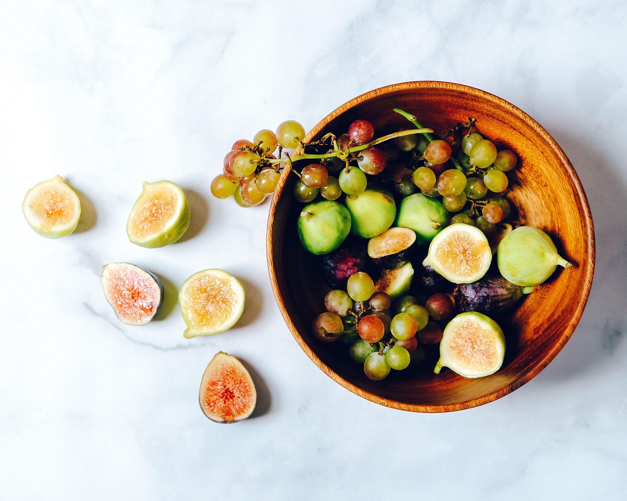 Fruit bowl, figs, grapes in Lakewood, CA